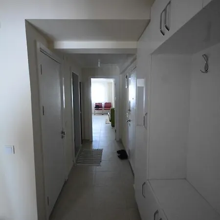 Samyeli House *