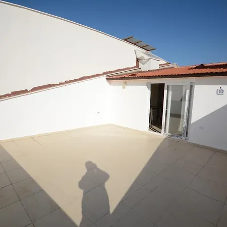 Samyeli House *